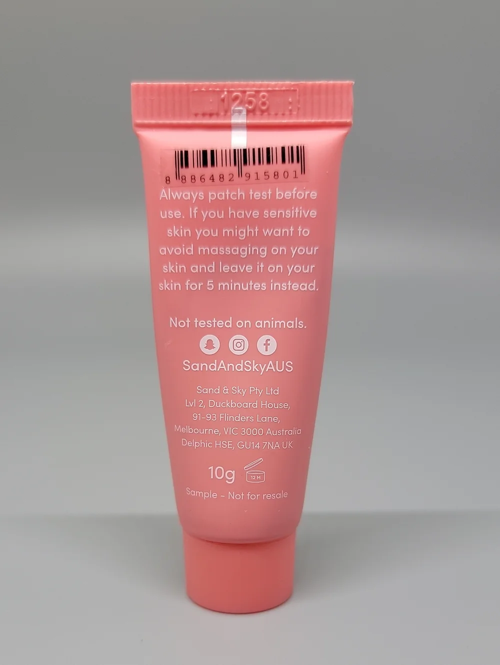 Purifying/Exfoliating Mask 7 pc. Sample Set --- Juice Beauty, AHAVA, Laneige